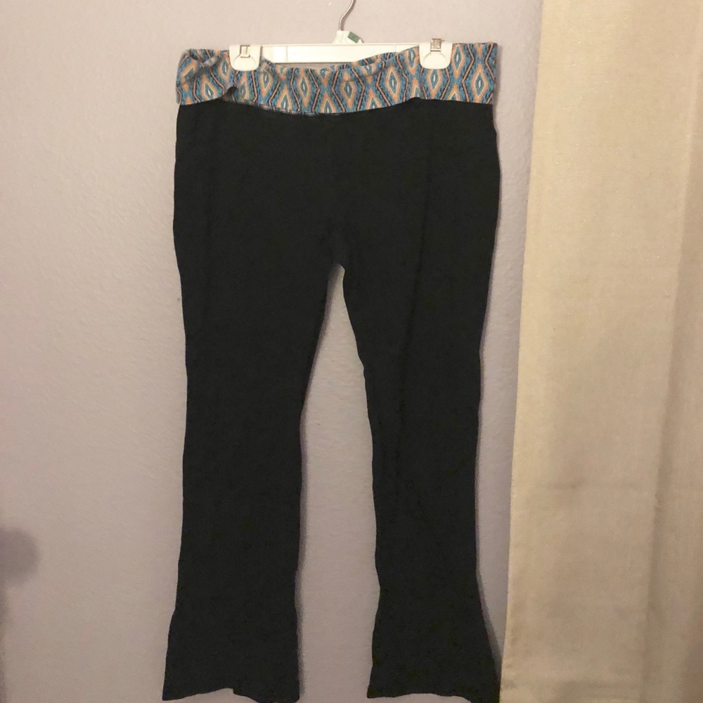 Two pairs of yoga pants